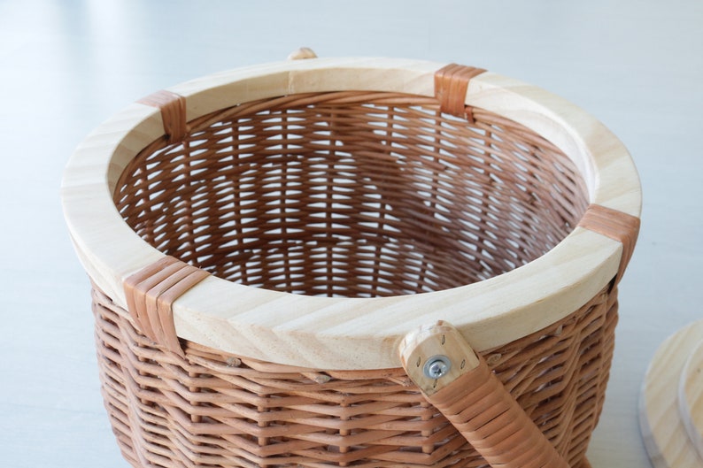 Round picnic basket, wicker picnic basket, lunch basket, lunch box, basket with handle, gift for her , Picknickkorb, picnic panier image 7