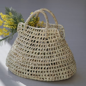 Straw bag, summer bag, beach bag, straw handwoven basket, gift for her, sac de paille, panier, basket of paglia, straw handbag. image 1