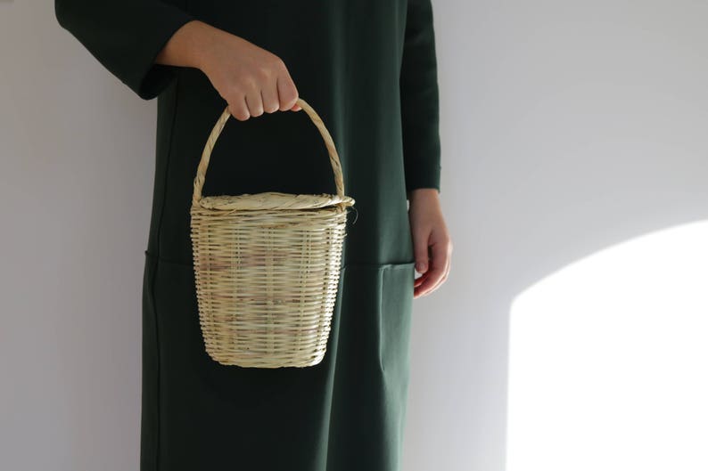 Jane Birkin Basket small, Handmade in Portugal, basket with lid, Handwoven Birkin Basket, cane basket, round basket bag, vegan bag image 1