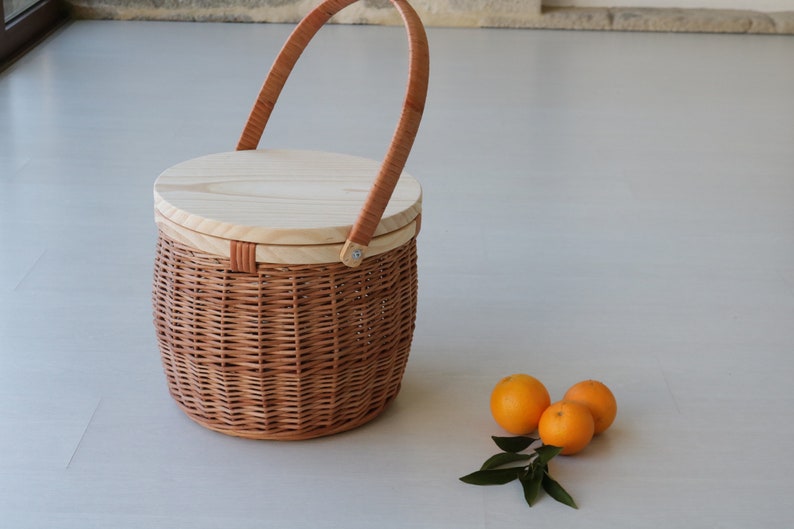 Round picnic basket, wicker picnic basket, lunch basket, lunch box, basket with handle, gift for her , Picknickkorb, picnic panier image 5