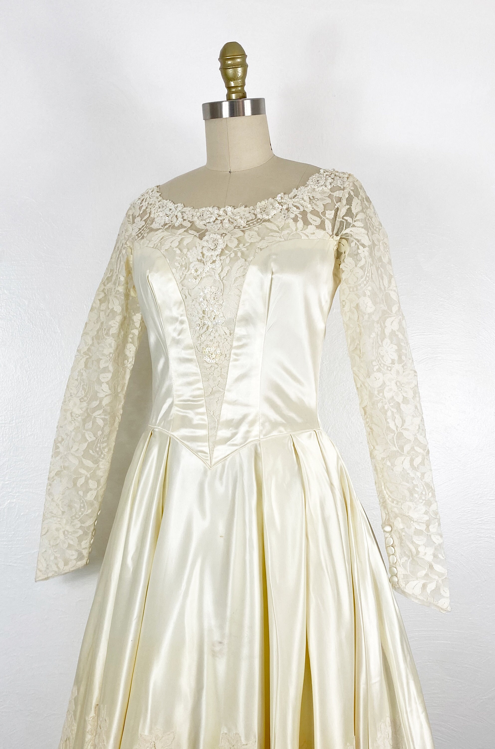 1950s Wedding Dress 50s Wedding Gown 1950s Satin Gown Etsy — free download