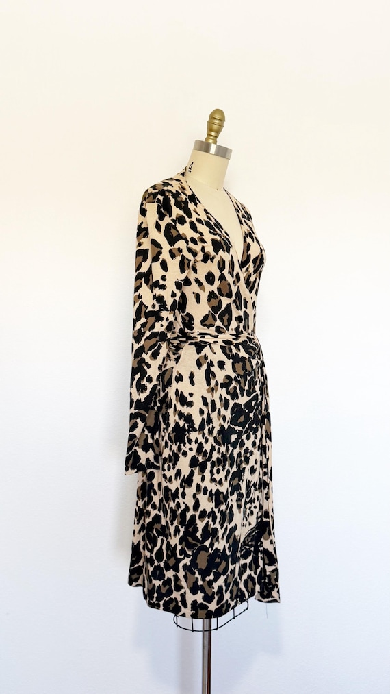 2000s Diane Von Furstenberg Wrap Dress / DVF Dres… - image 4
