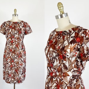 1950s Dress / 50s floral dress / Abstract floral Dress / Size Medium- Large