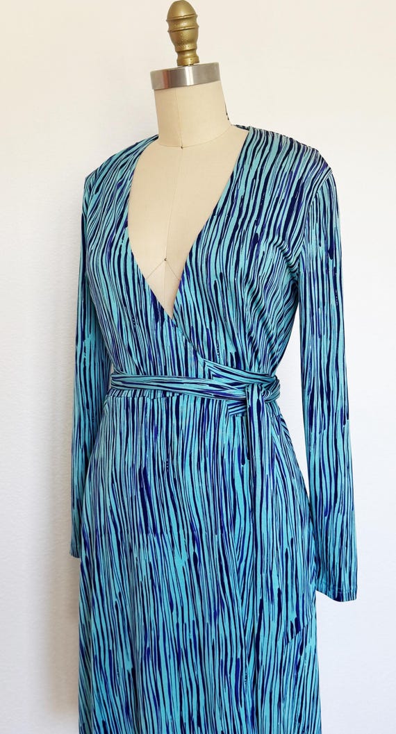 1990s Diane Von Furstenberg Wrap Dress / DVF Dres… - image 8