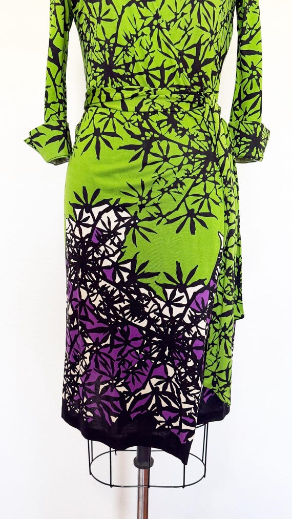 2000s Diane Von Furstenberg Wrap Dress / DVF Dres… - image 4