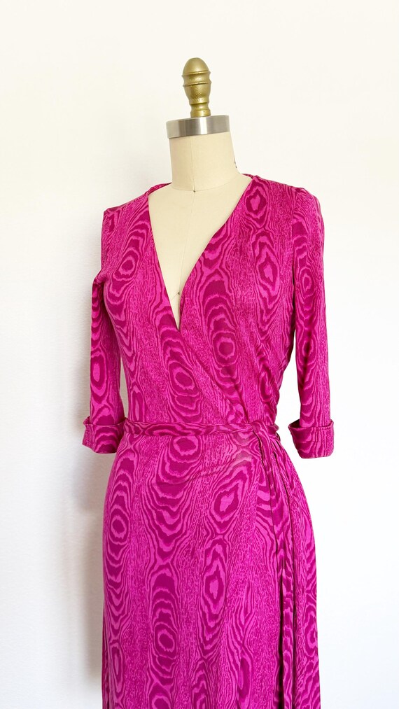 2000s Diane Von Furstenberg Wrap Dress / DVF Dres… - image 7