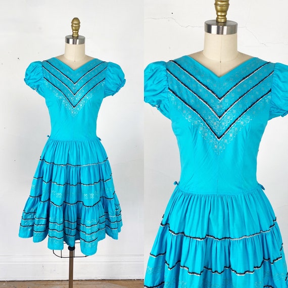 1950s dress // turquoise patio dress // fiesta dre