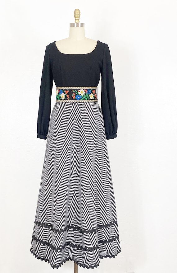 1960s Maxi Dress - 1960s Chevron Dress - 1960s Da… - image 2