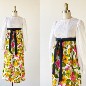 1960s Floral Dress - 60s Prairie Dress - 1960s Day Dress - Size Small