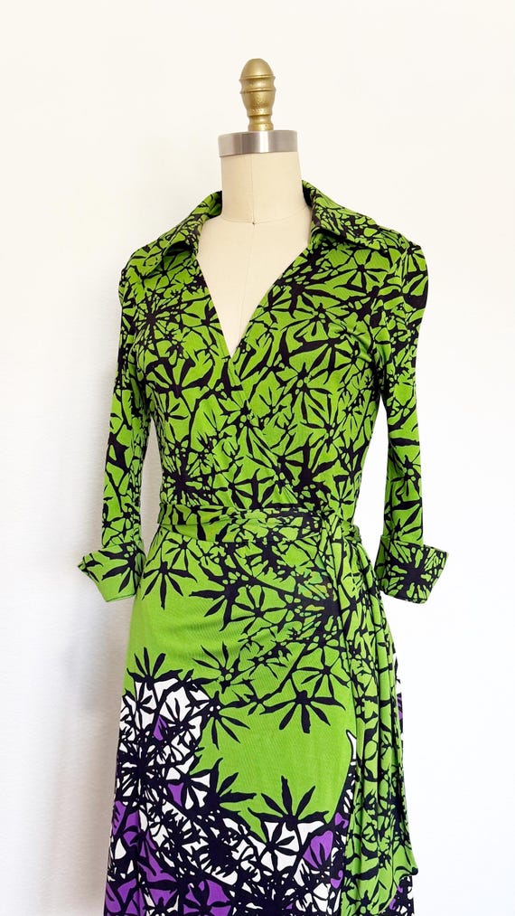 2000s Diane Von Furstenberg Wrap Dress / DVF Dres… - image 8