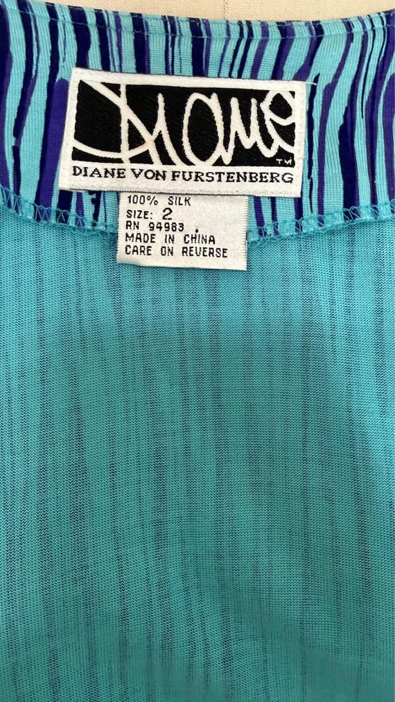 1990s Diane Von Furstenberg Wrap Dress / DVF Dres… - image 9