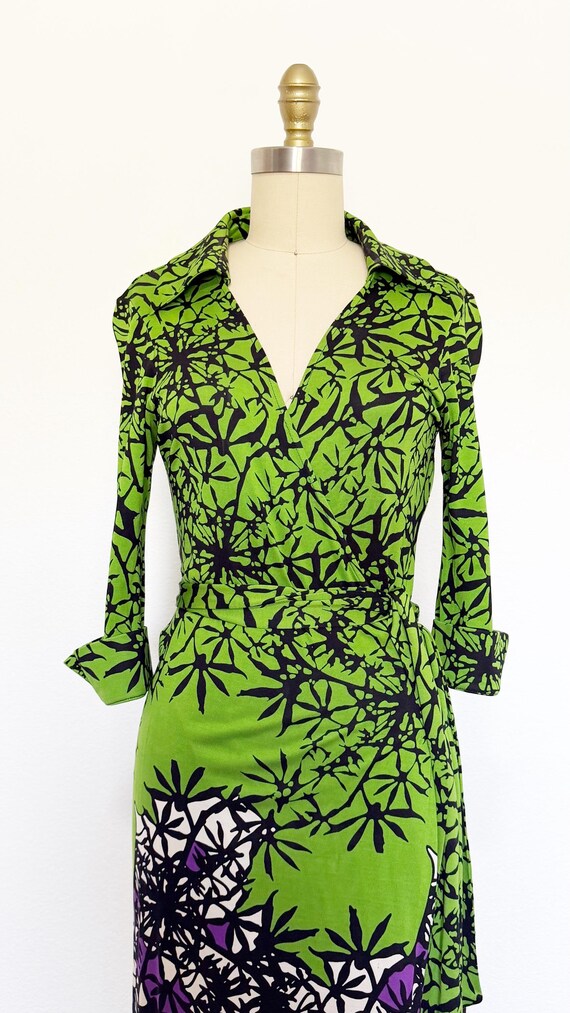 2000s Diane Von Furstenberg Wrap Dress / DVF Dres… - image 3