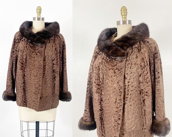 1950s Lamb Fur Coat - Vintage Lamb Coat - 1950s Fur Coat - Size Medium - Large