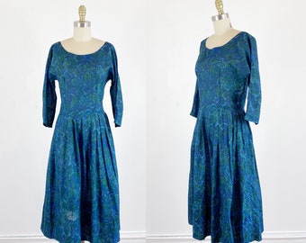 1950s Dress / 50s floral dress / Fit and flare dress / Size  Medium