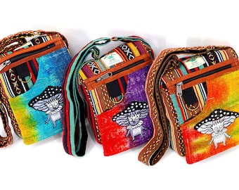 ヒマラヤ麻クロスボディバッグ 刺繍入りキノコ、タイダイ染めヒッピースタイル