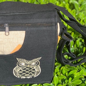 Handgemaakte katoenen crossbodytas met uil geborduurde boho-festivaltas