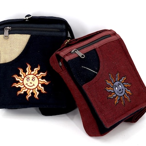 Katoenen schoudertas geborduurde lachende zon handgemaakte hippie boho paspoorttas