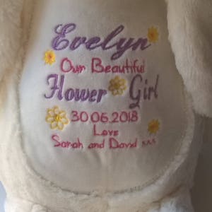 Regalo de niña de flores personalizada flor niña conejo peluche de juguete suave gracias regalo, recuerdo de la niña de las flores, regalo de agradecimiento dama de honor, regalo de boda imagen 3