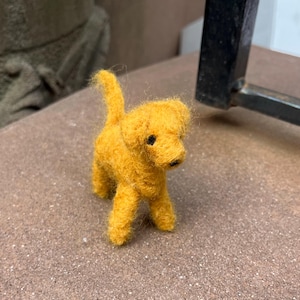 Needle Felted Golden Retriever