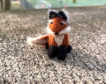 Needle Felted Waldorf Wool Sitting Red Fox