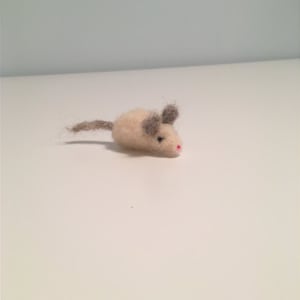 Nadelgefilzte weiße Waldorf Maus Spielzeug/Geschenk/Dekoration