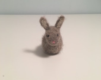 Needle Felted Gray Bunny/Rabbit - Waldorf Toy/Decoration