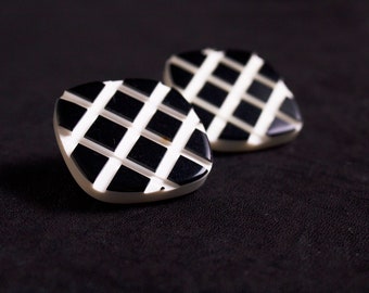 Crosshatch Earring