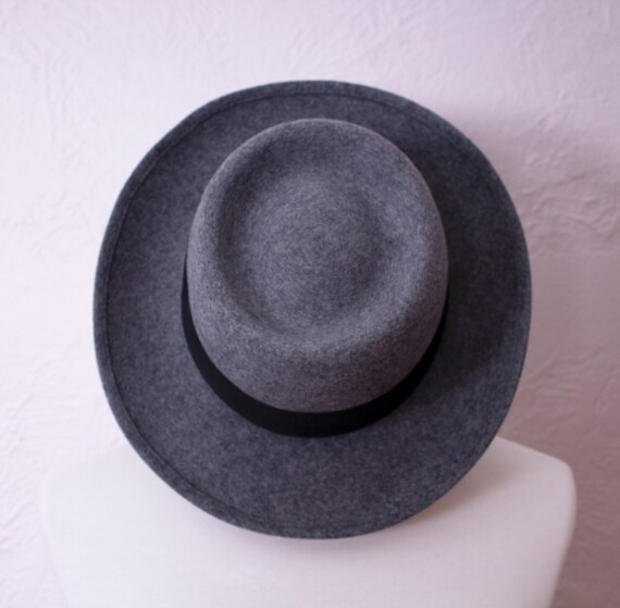 A Vintage / 60s / 70s / Grey / Gray / Charcoal / M