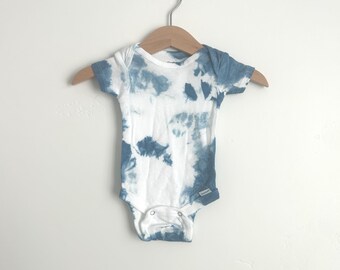 Newborn Baby Onesie – Indigo Shibori Tie Dye | Hand Dyed 100% Cotton | Natural Dye Gift for Baby