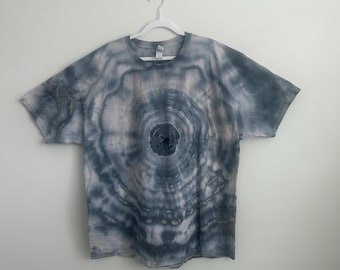 Ice Dye Bullseye T-Shirt, Hanes 2XL, Hand Dyed Gray and White Tie Dye Tee, One of a Kind Unisex Gift
