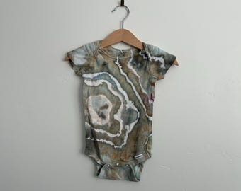 12 Month Tie Dye Baby Onesie – Hand Dyed Ice Dye Bodysuit in Neutral Earth Tones – One-of-a-Kind Infant Outfit