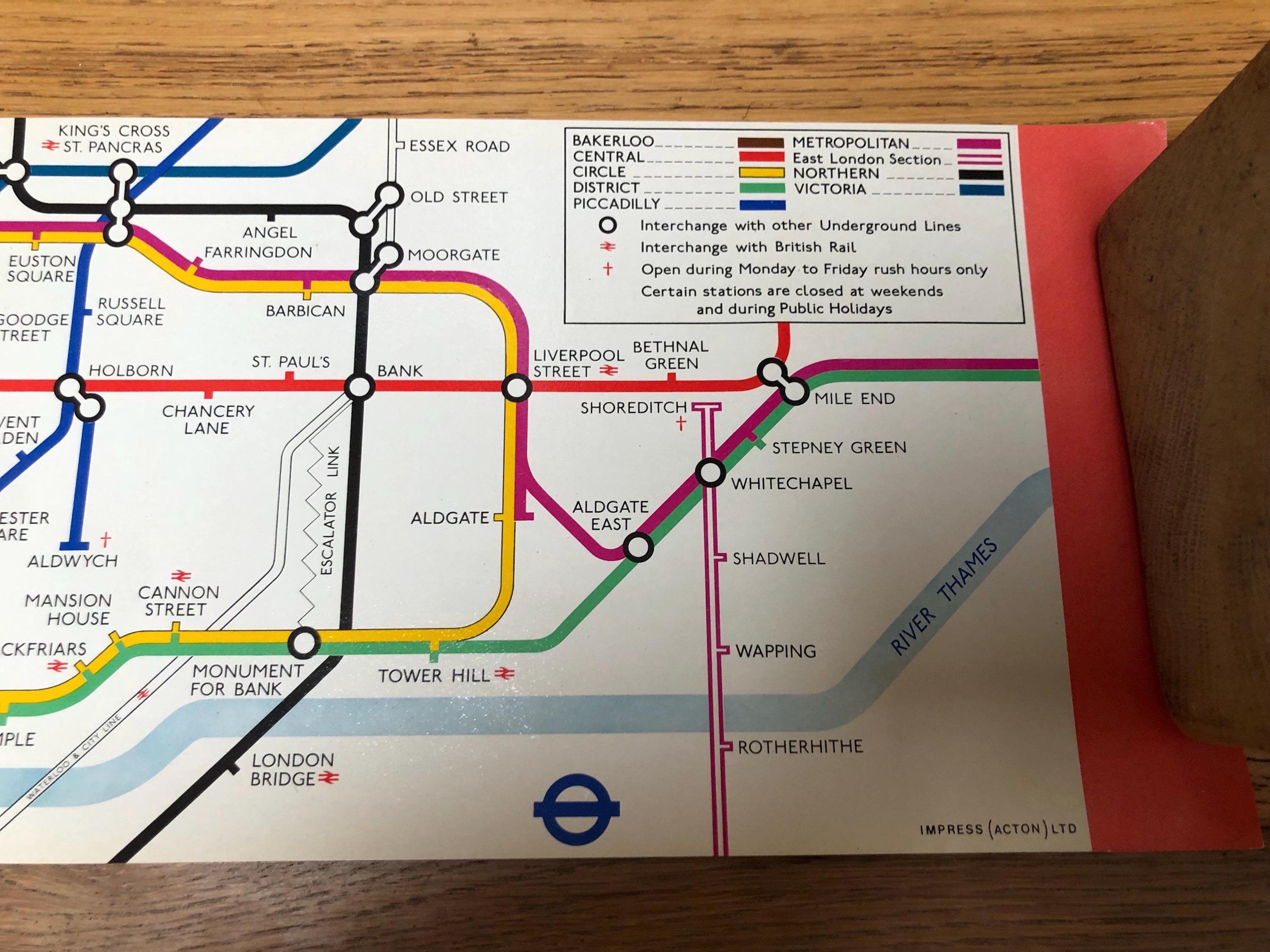 非常にレア TOX23 ロンドン地下鉄マップ 非常にレア TOX23 ロンドン地下鉄マップ ロンドン地下鉄路線図 : r/london