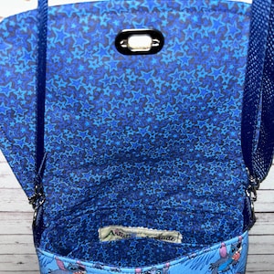 Nieuwe handgemaakte tropische blauwe Disney Stitch crossbody portemonnee afbeelding 4