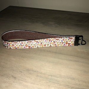 Disney confetti snacks parks key fob READY TO SHIP