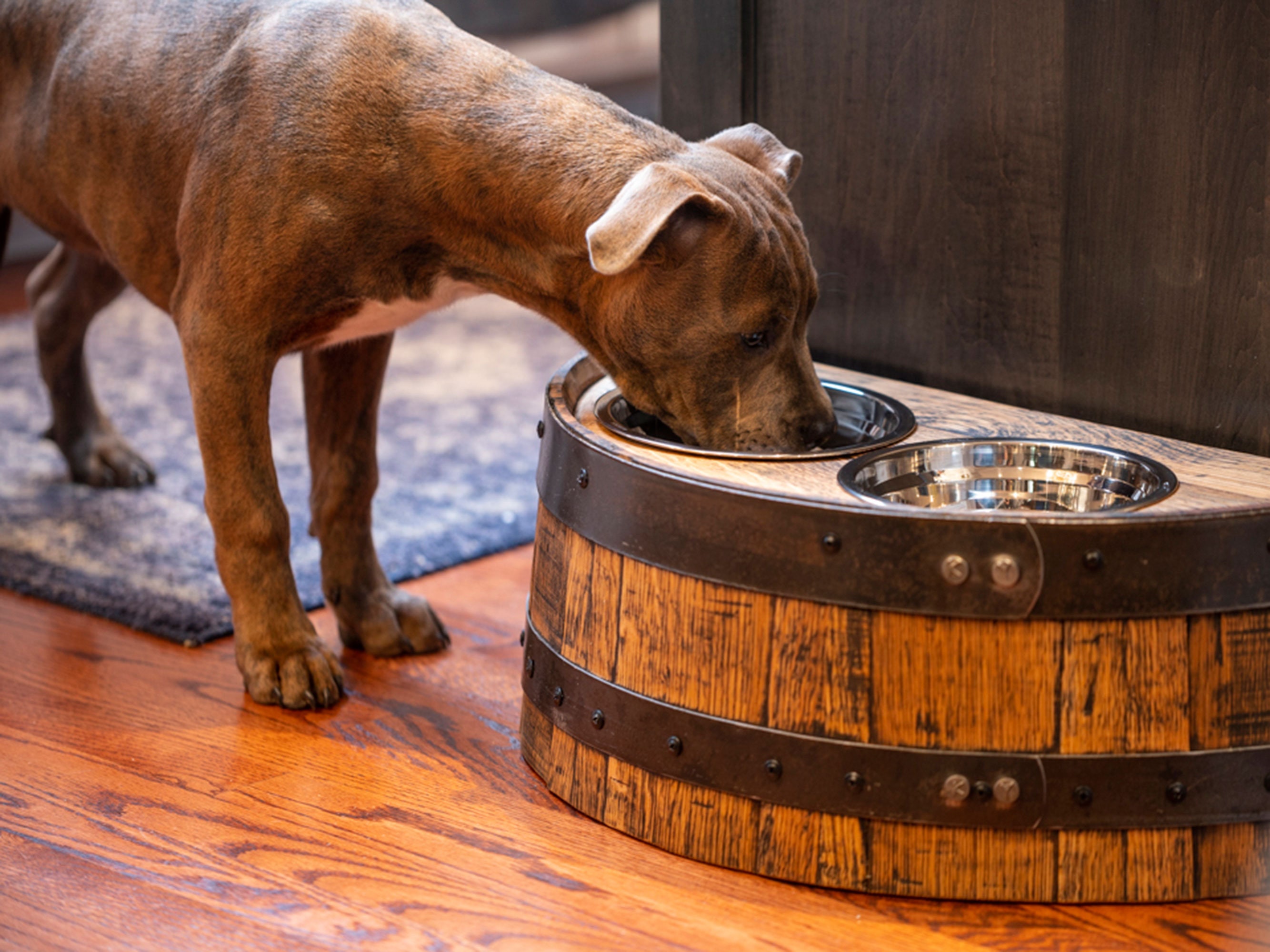 Wine Barrel Elevated Dog Food and Water Bowl Stand - Guigna - Made fro –  winecountrycraftsman