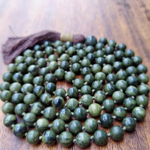 Green Jade Mala, Heart Chakra Healing Mala Beads, Japamala, Green Prayer Beads, Jade Mala Necklace, Mala for Luck & Health, Good Luck Gift