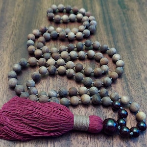 Garnet & Sandalwood Mala Beads, Wood Mala with Red Tassel, Boho Garnet Necklace Gift, Capricorn Gift for Meditation, January Birthstone Gift