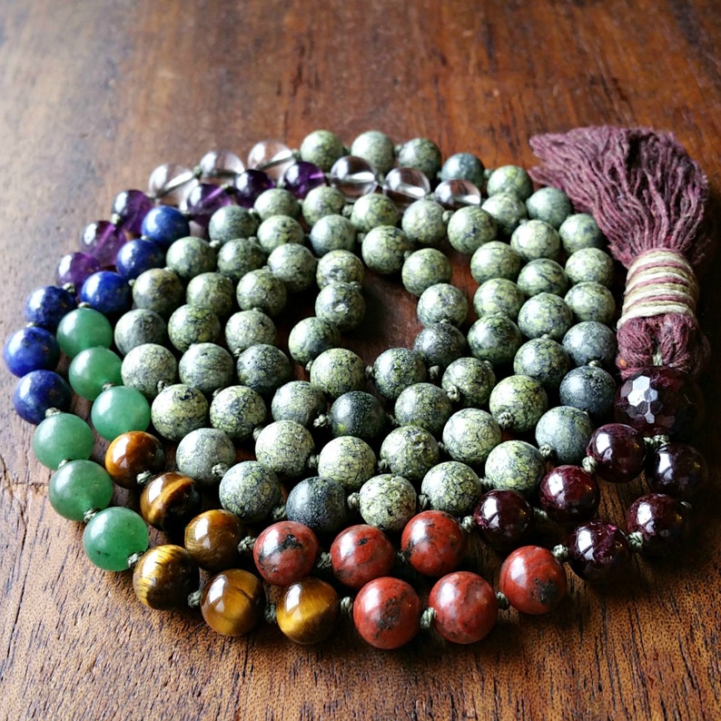 Green /& Rainbow All Seven 7 Chakras 108 Mala Kundalini Necklace Gift Serpentine Kundalini Chakra Mala Beads Necklace with Cotton Tassel