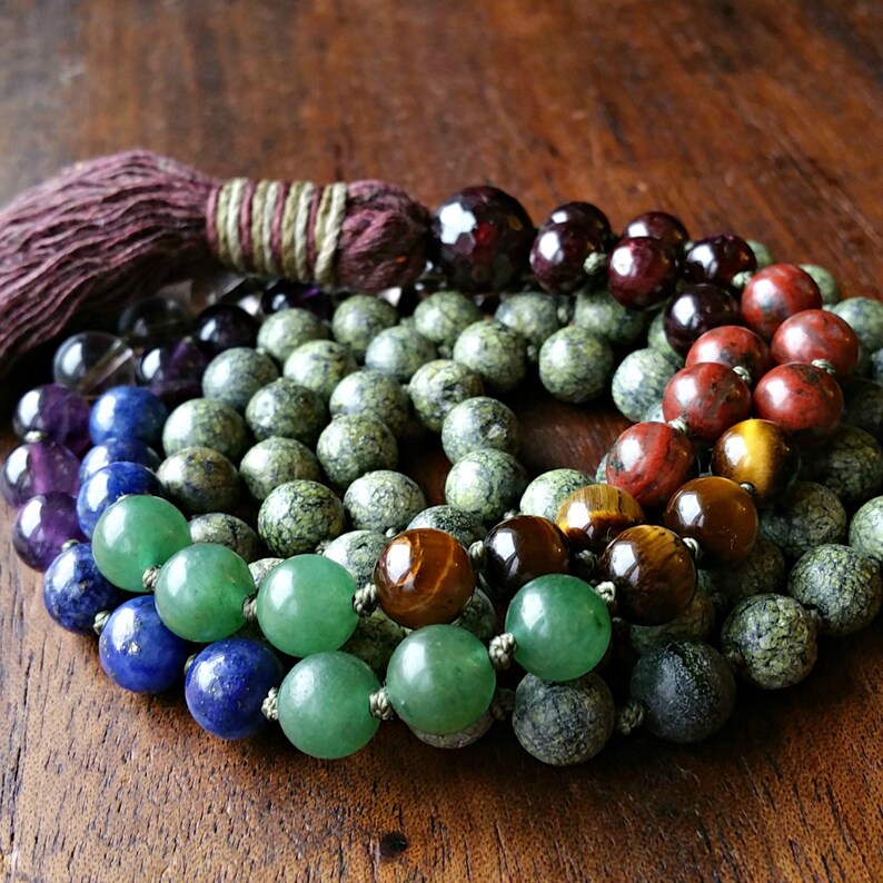 Green /& Rainbow All Seven 7 Chakras 108 Mala Kundalini Necklace Gift Serpentine Kundalini Chakra Mala Beads Necklace with Cotton Tassel
