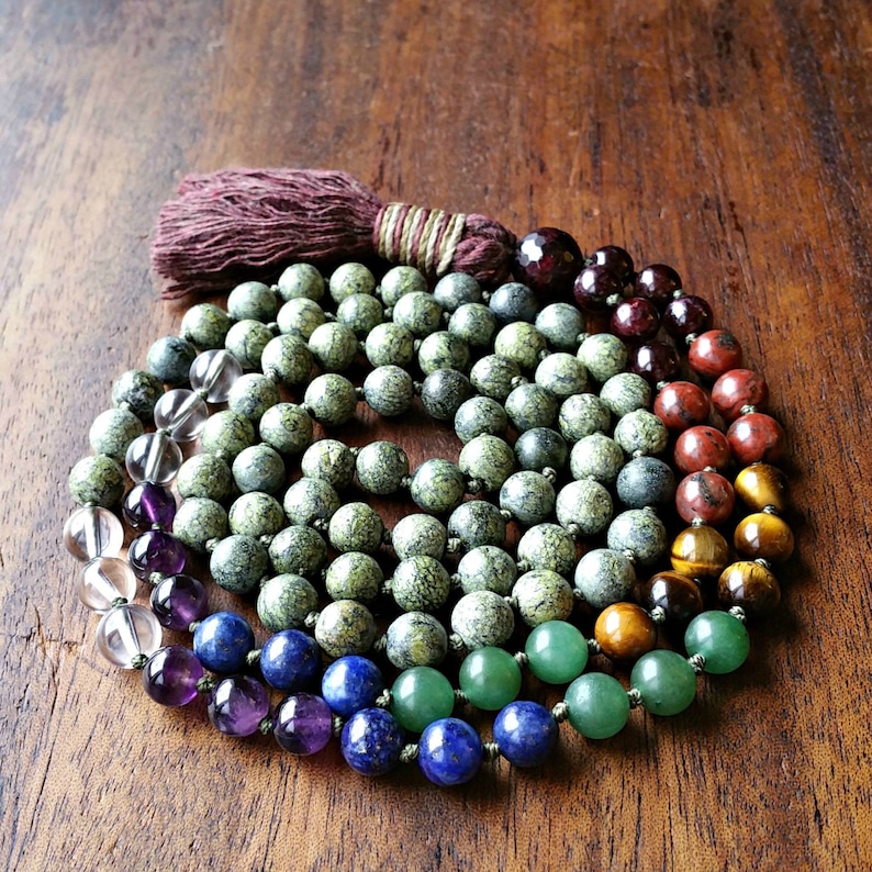 Green /& Rainbow All Seven 7 Chakras 108 Mala Kundalini Necklace Gift Serpentine Kundalini Chakra Mala Beads Necklace with Cotton Tassel
