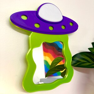 Alien Abduction Mini Wall Mirror 3D Printed UFO Hanging Home Decor Sci ...