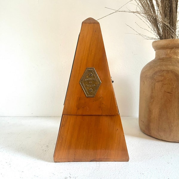 Vintage Wood Metronome de Maëlzel // As Found