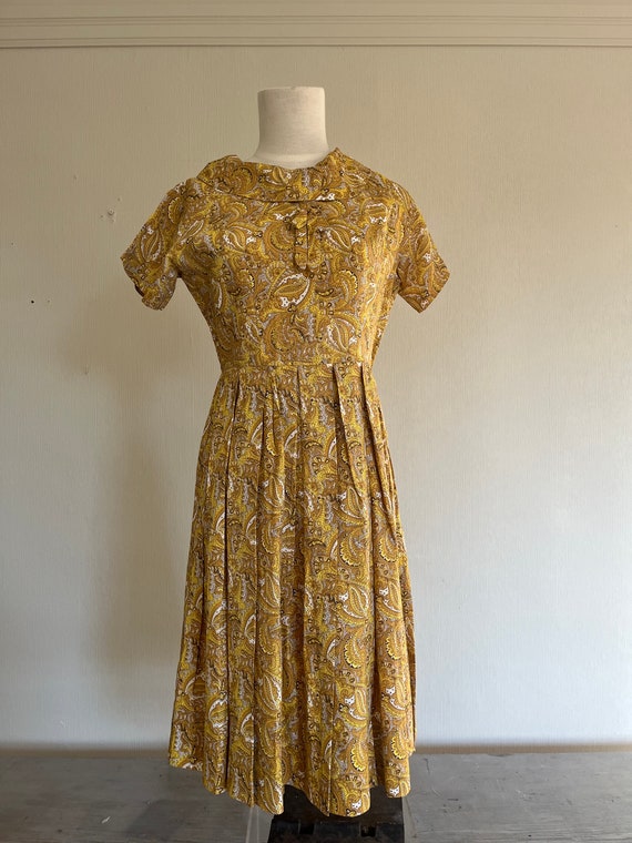 Vintage Yellow Paisley Cap Sleeve Dress with Bow … - image 1
