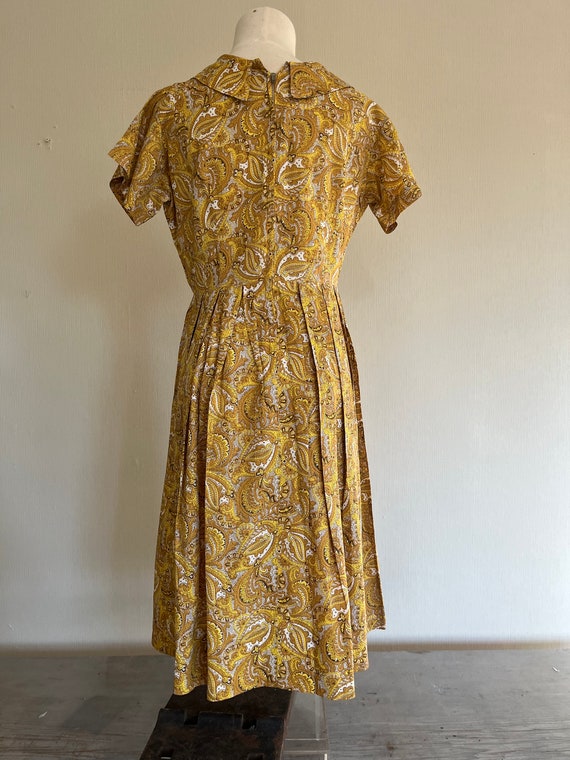 Vintage Yellow Paisley Cap Sleeve Dress with Bow … - image 6