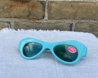 Vintage Powder Blue Space Age Sunglasses by Crookes Lens // Deadstock Eyeglasses Made in Italy