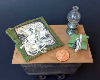 Miniature Treasure Maps and Compass with Leather Pouch Set Green 1:12 scale dollhouse steampunk collectable