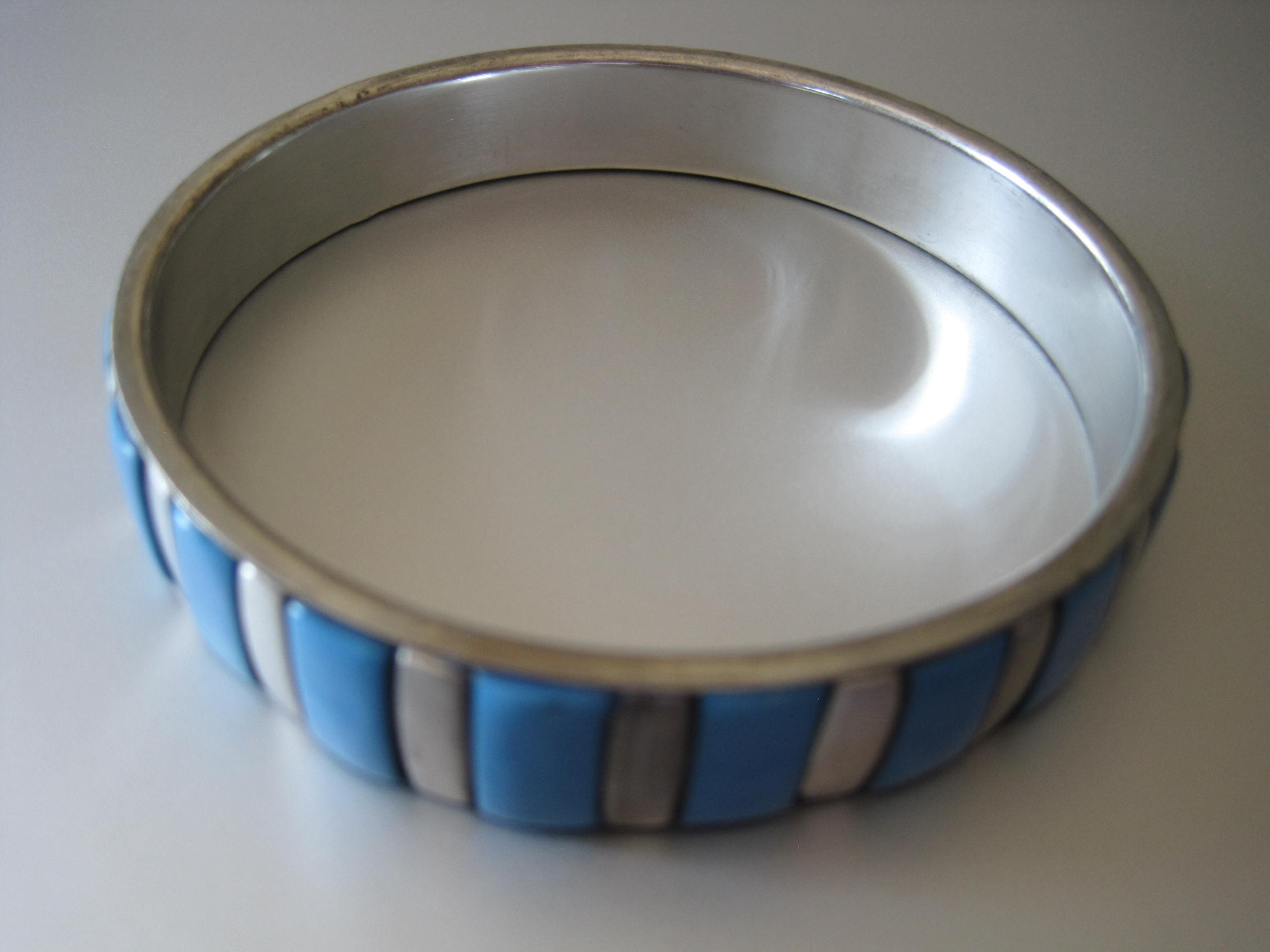 Vintage Alpaca Silver Tone Bangle Bracelet: Faux Turquoise  display picture 3