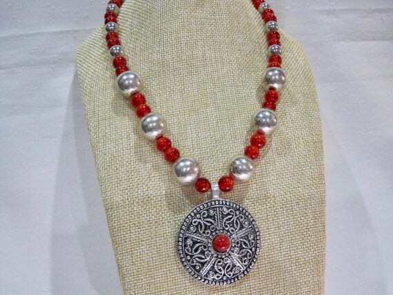 Red Cherry Glass and Stainless Beads, Beaded Neck… - image 4