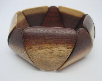 Vintage from the 1980's Wooden triangular bead, stretch, bangle bracelet.