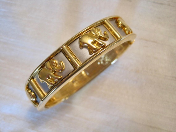Stunning Gold & Silver Tone Elephants Oval Clampe… - image 1